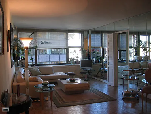 Rented by Brown Harris Stevens | media 8