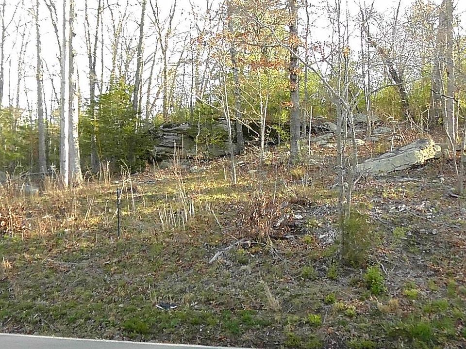 1st image of 623 Waterview Dr
