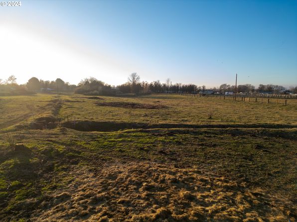 Diagonal Blvd, Hermiston, OR 97838