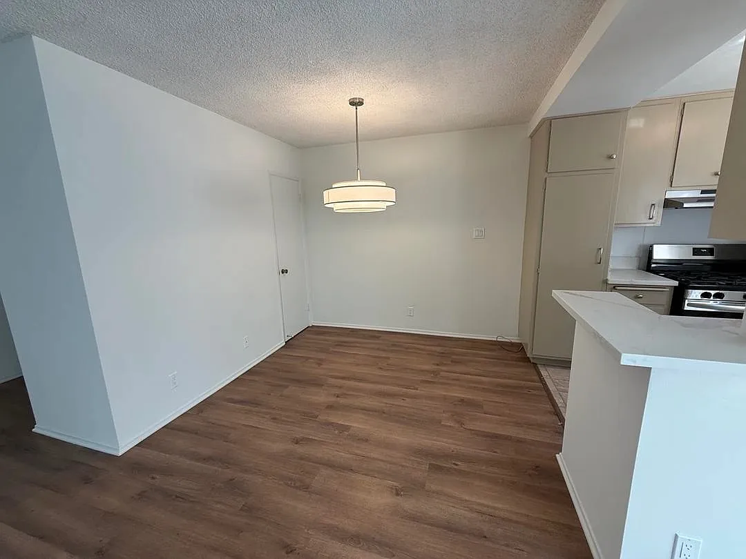 1828 Prosser Ave — Photo 3