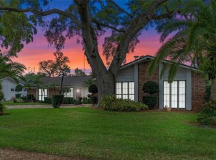 4116 N Fallwood Cir, Orlando, FL 32812