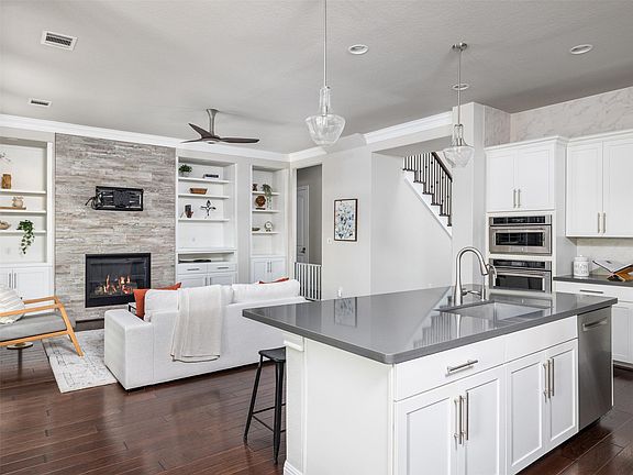 5th image of 15716 De Fortuna Dr