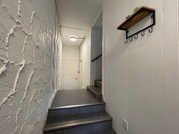 5th image of 3504 52nd Ave #B