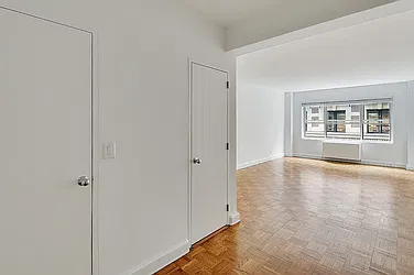 136 East 55th Street, #9L