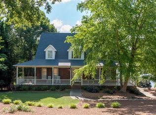 2228 Lake Ridge Dr, Belmont, NC 28012