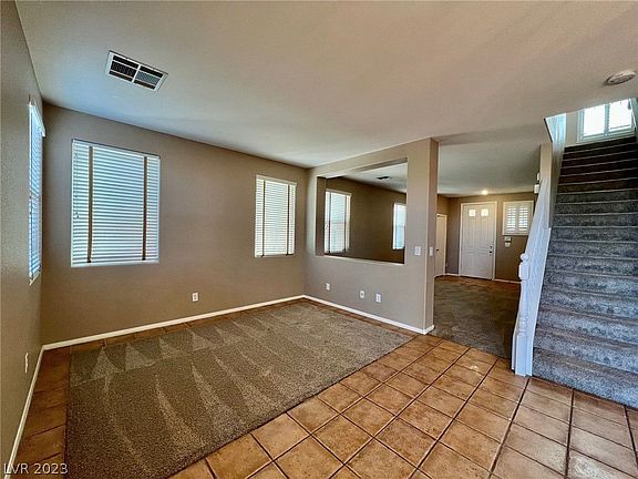 5th image of 732 Anacapri St