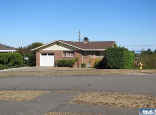 1233 E 2nd St, Port Angeles, WA