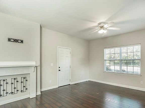 2nd image of 815 Hamilton Ave