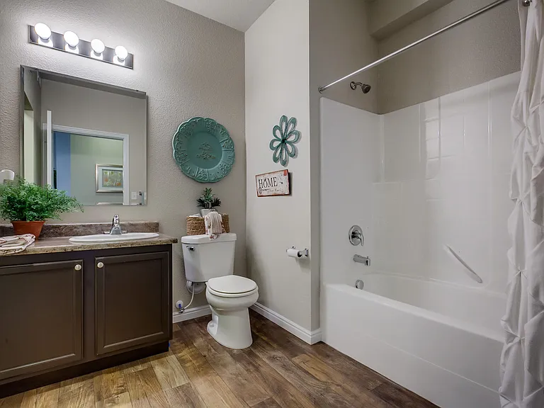 The Regency at River Valley — Photo 29