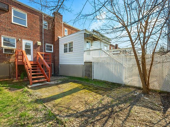 5th image of 180 W 26th St