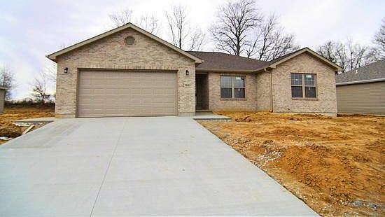 1st image of 755 Hillcrest Dr