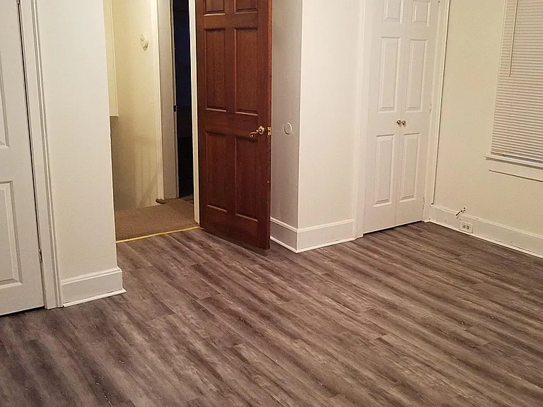 409 W Lincoln Ave — Photo 18