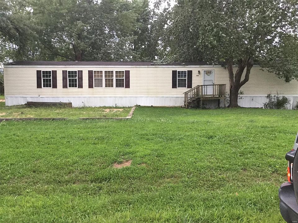 1st image of 600 Oak Ave