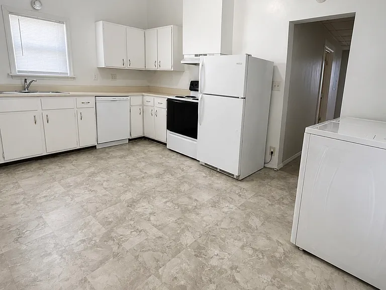 1402 Alabama St #1 — Photo 7