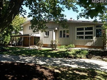 2nd image of 2186 Garden Dr