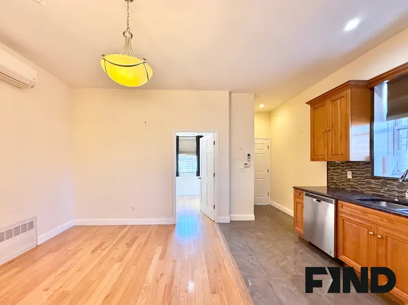 169 Sackett Street image 6 of 27