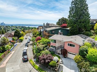 2537 Montavista Pl W, Seattle, WA 98199