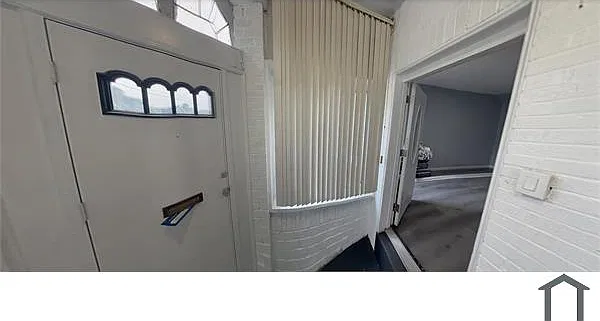 3 bed, 1300 sqft, $1,700 — Photo 2