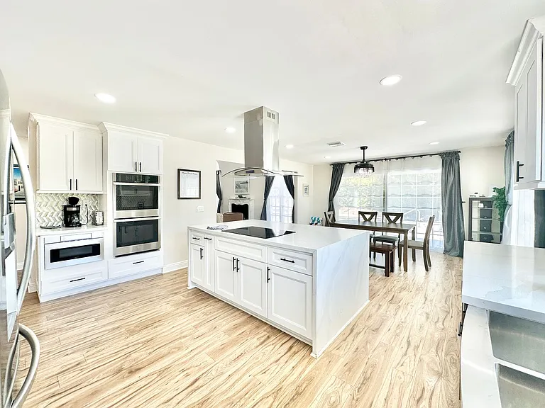 9431 W Lilac Rd #1 — Photo 11