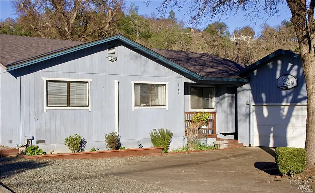19908 Bear Valley Road photo 1