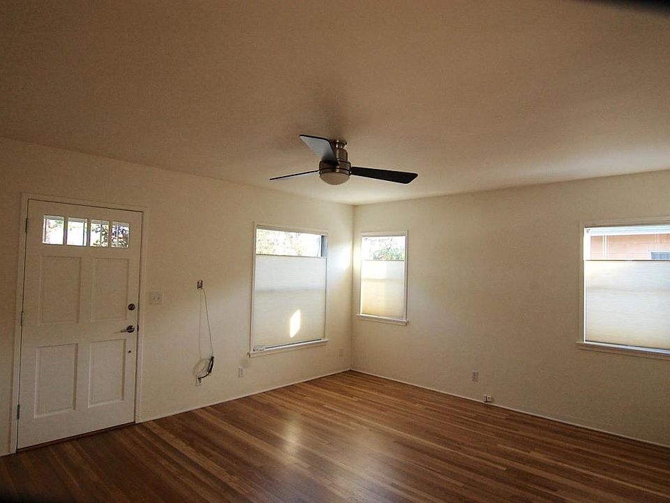 Mildred Living Rm