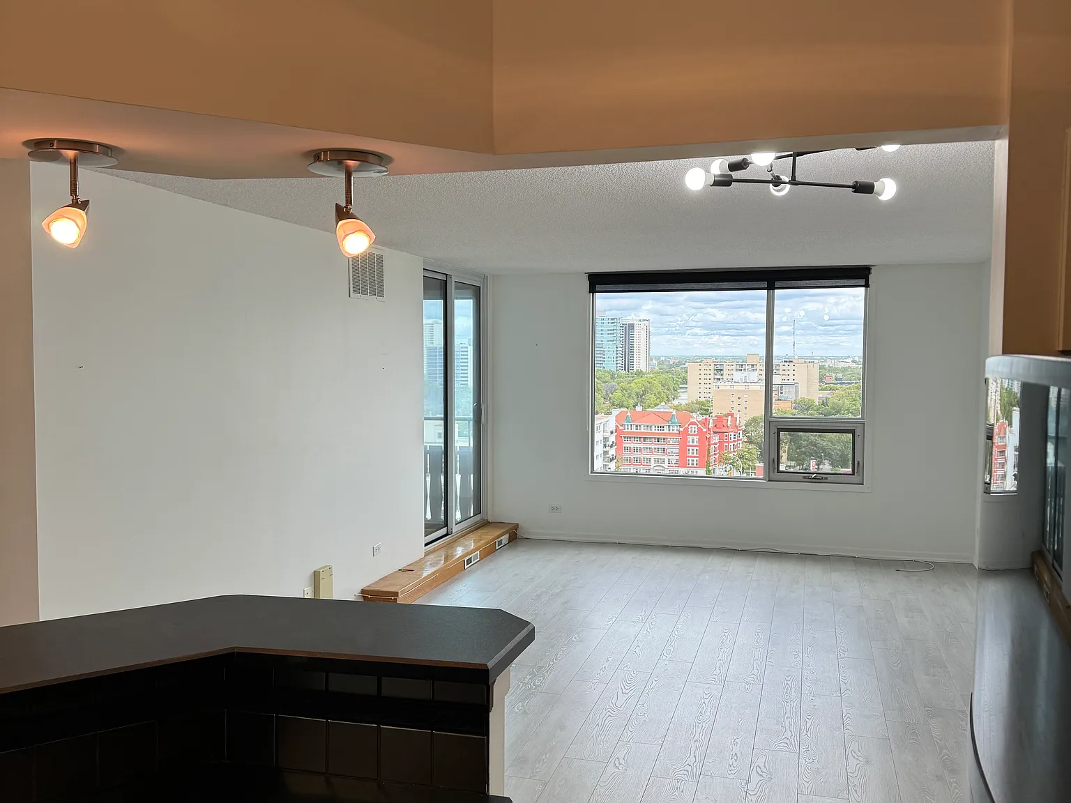 1404 Nassau Street - Condo Unit — Photo 3