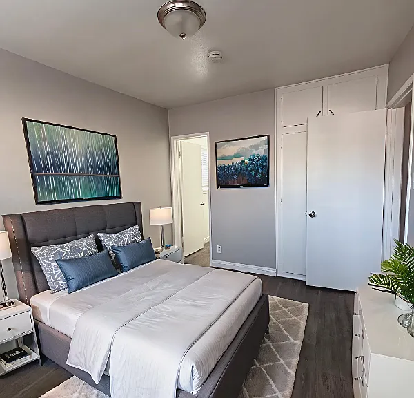 611 N Olive St #3 — Photo 2