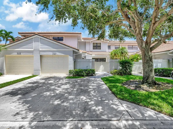 527 Prestwick Circle, Palm Beach Gardens, FL 33418