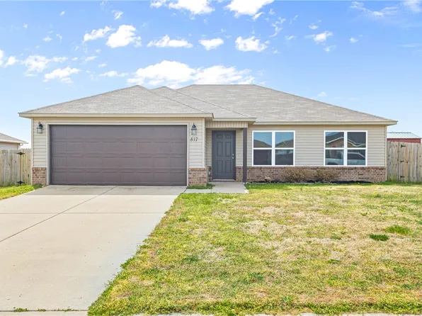817 NW 67th Ave, Bentonville, AR 72713
