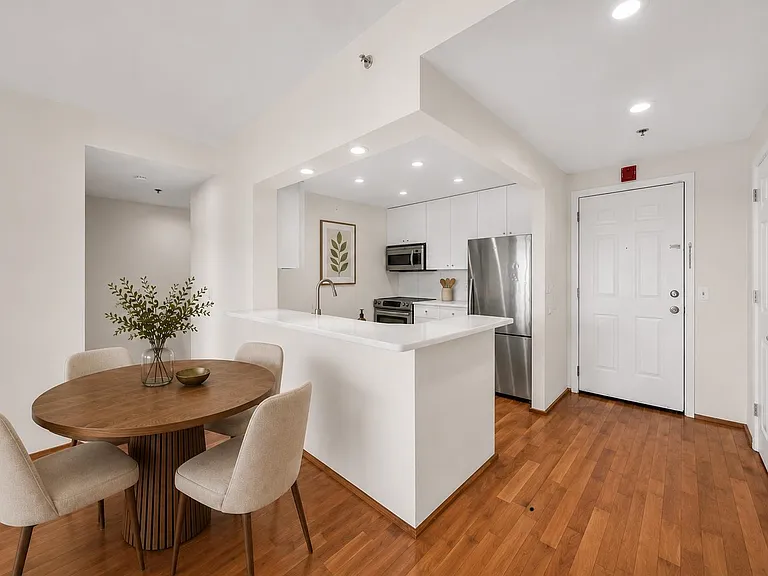 2110 City Pl #2110 — Photo 4