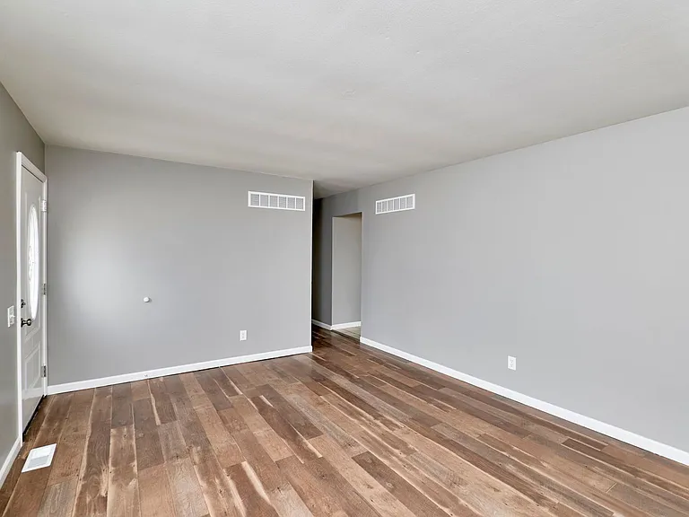 3049 Orton St — Photo 9