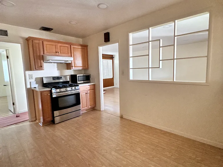 304 N Kendor Dr — Photo 14