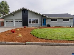 1185 NE Queens Ln, Hillsboro, OR