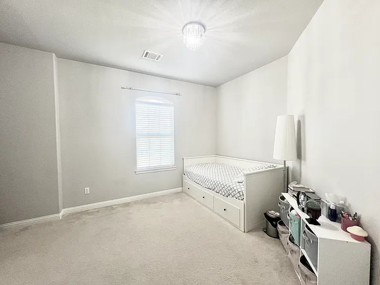102 Waverly Spire Ct — Photo 28