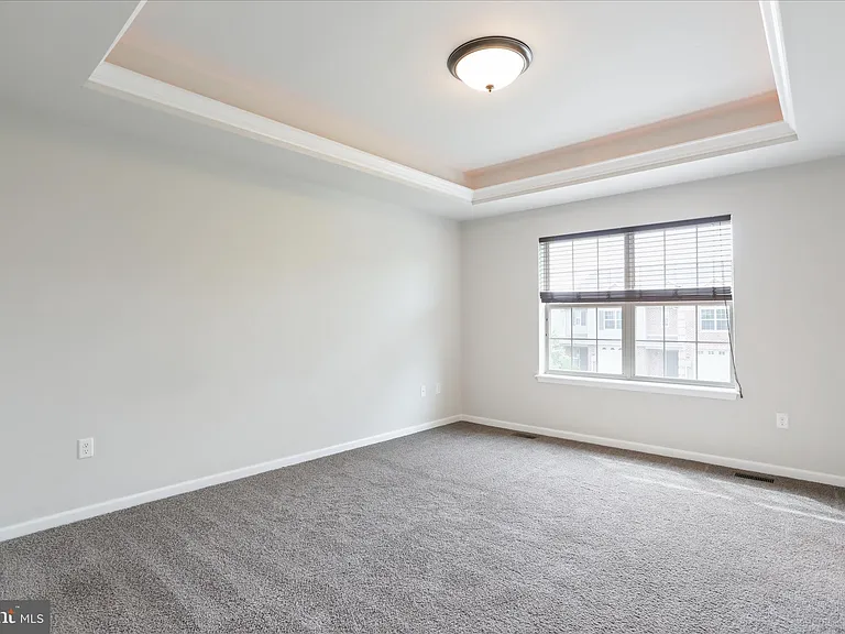 20 Delano Dr — Photo 23