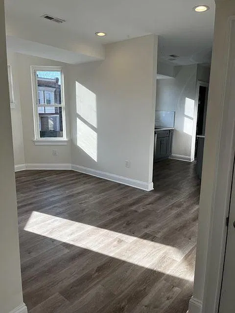2 bed, 800 sqft, $1,550 — Photo 4