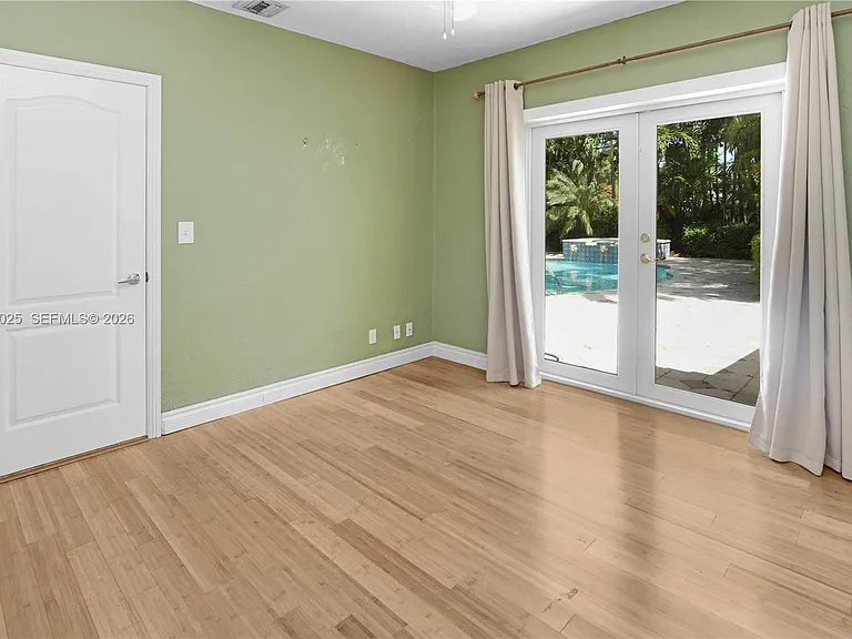 1030 Polk St — Photo 21