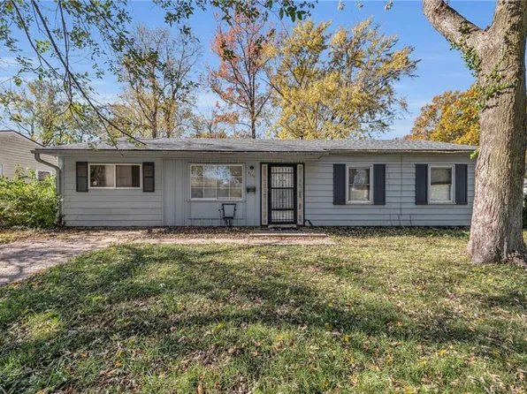 9200 Stark Ave, Kansas City, MO 64138