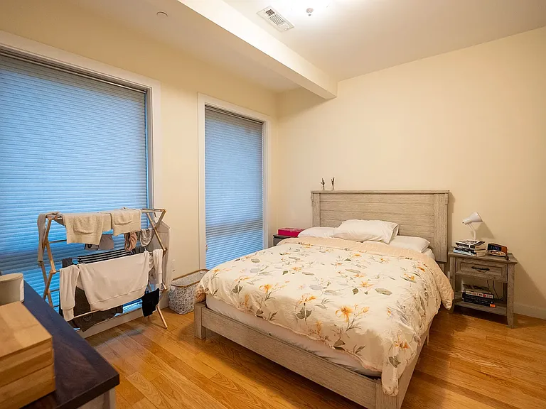 16 Miner St #306 — Photo 3
