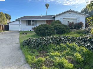 685 Lomitas Pl, Pittsburg, CA 94565