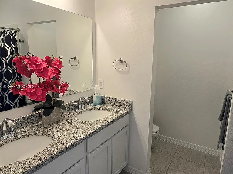 5539 Maddie Dr — Photo 17