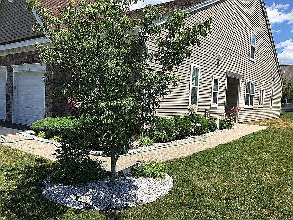 Front Side View Walkway 