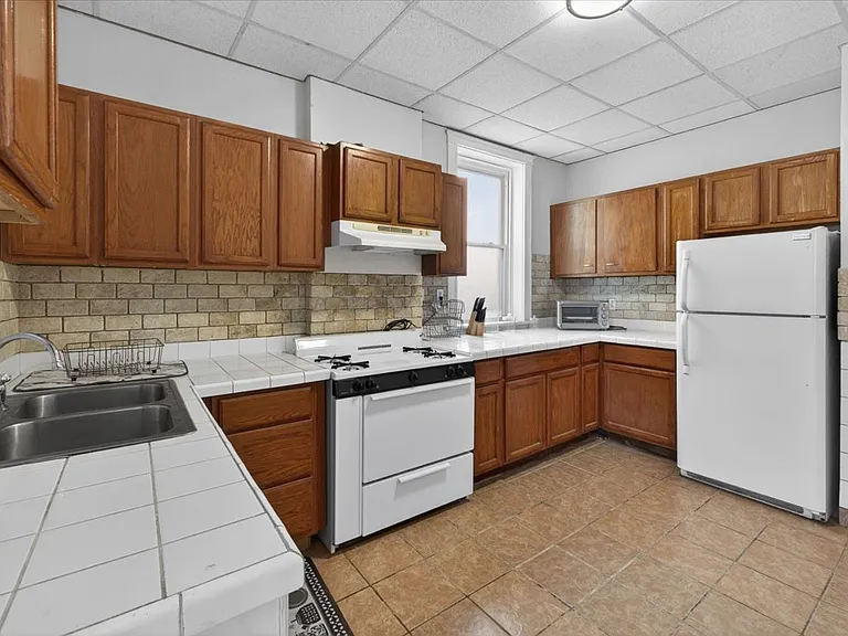 736 Dover Pl #1F — Photo 24