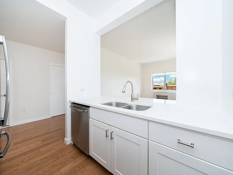 7525 153rd St #553 — Photo 9
