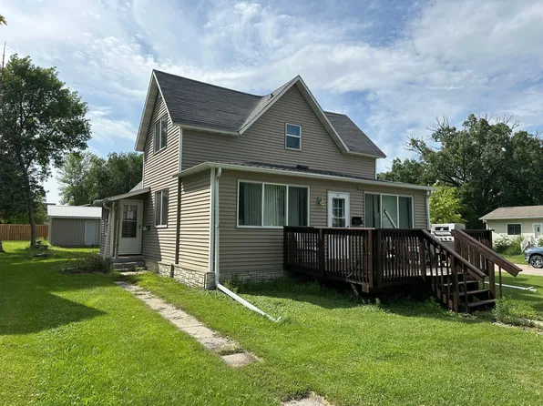 623 Horace Ave N, Thief River Falls, MN 56701