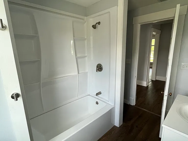 803 S Main Ave #1/2 — Photo 6