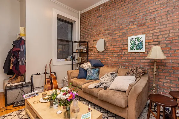 Rented by Modern Spaces | media 9