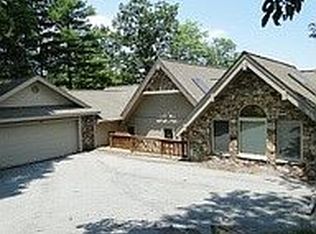 380 Deer Run Rd, Sapphire, NC 28774