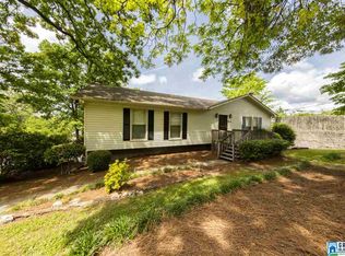 3349 Mitoba Trl, Pelham, AL 35124
