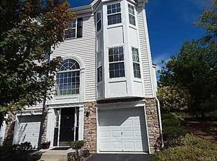 69 Barr Ln, Monroe, NY